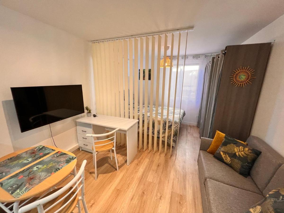 Appartements Calmes - Standing - Hypercentre - Clim - Wifi - Netflix Монпелие Екстериор снимка